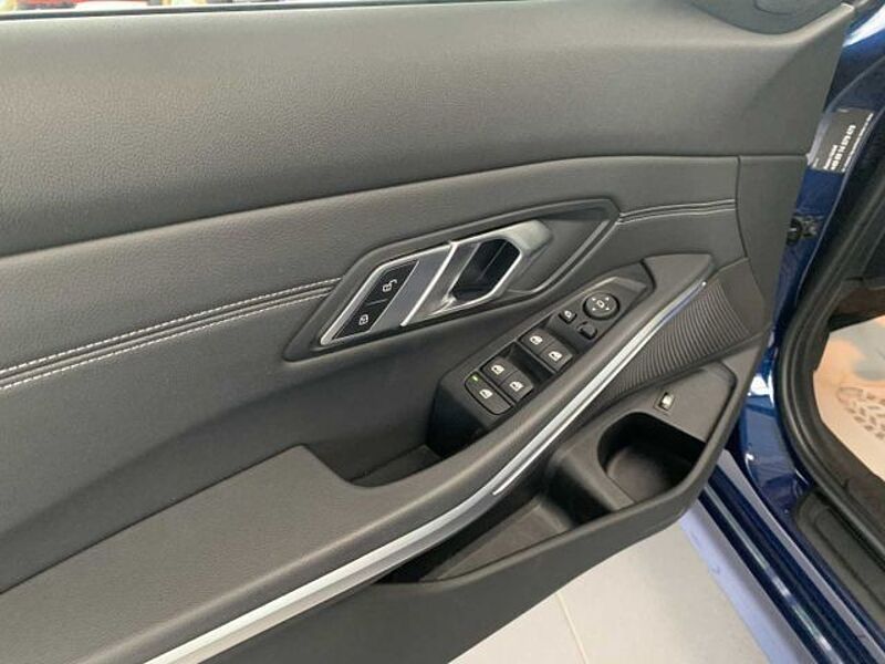 BMW 330e Advantage HUD LiveCo. Prof. Driv.