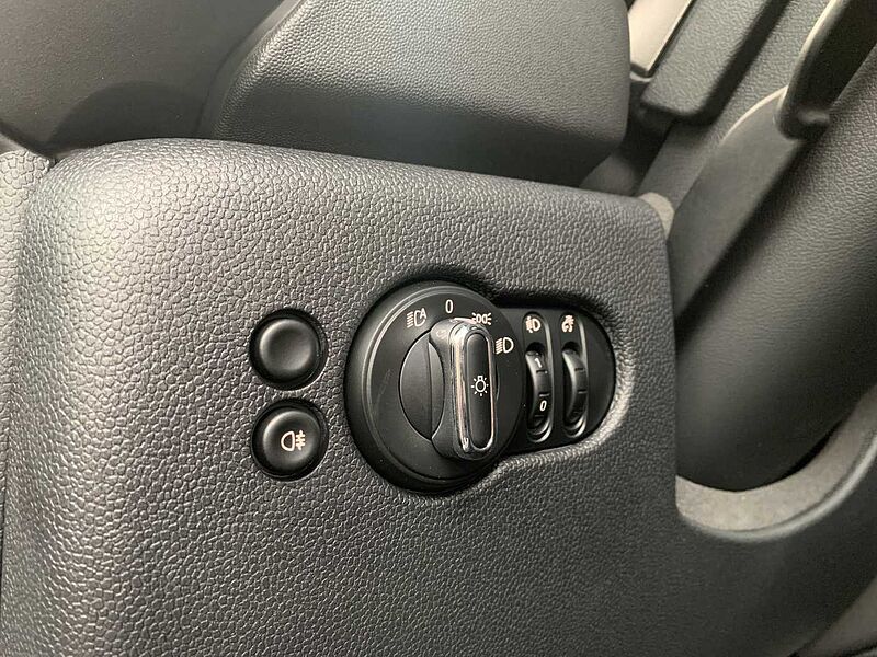 MINI Cooper Essential Trim NAVI/LED/AppleCarPlay