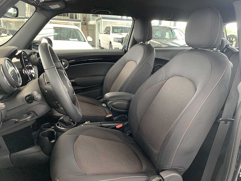 MINI Cooper Essential Trim NAVI/LED/AppleCarPlay