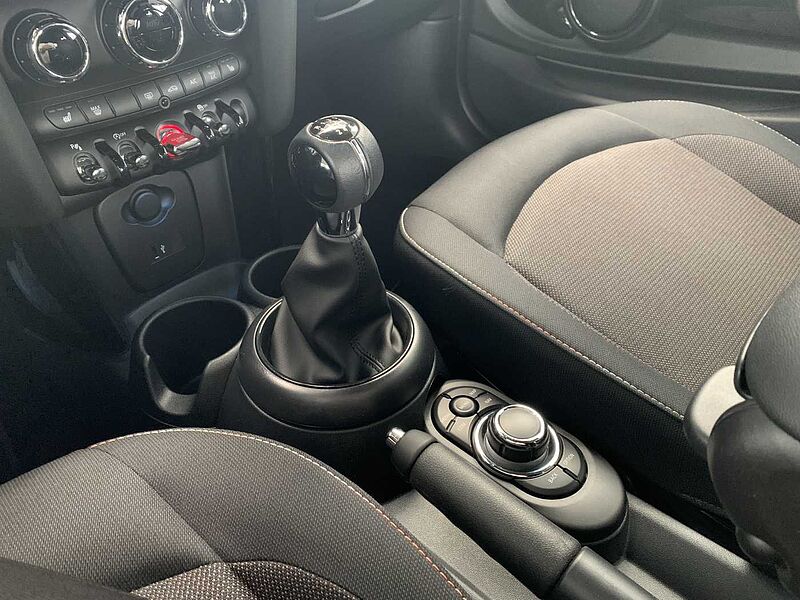 MINI Cooper Essential Trim NAVI/LED/AppleCarPlay