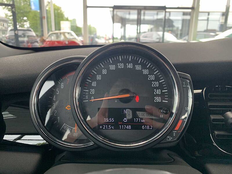 MINI Cooper Essential Trim NAVI/LED/AppleCarPlay