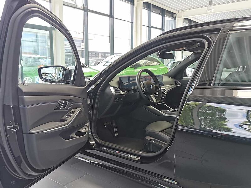 BMW 330i M Sport Touring