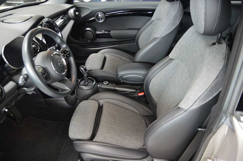 MINI 3-TÜRER Cooper Autom. Classic Trim