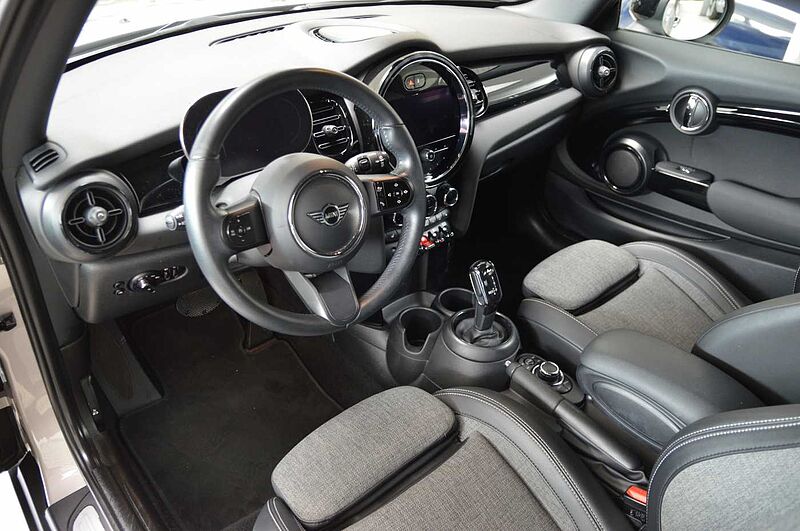 MINI 3-TÜRER Cooper Autom. Classic Trim