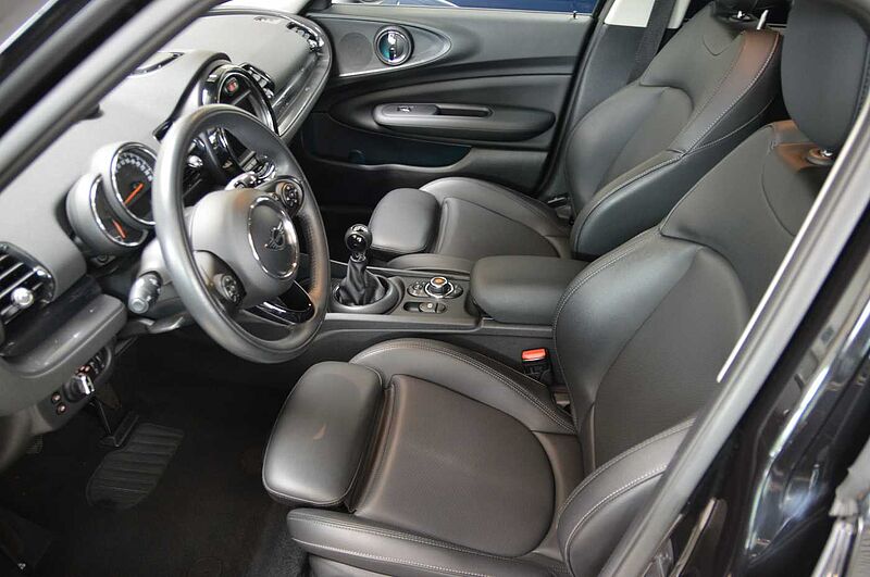 MINI CLUBMAN ONE Navi, LED,