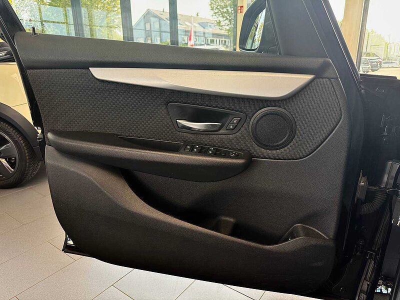 BMW 218i Gran Tourer Advantage NAVI/Sitzhzg/AHK