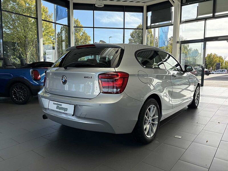 BMW 116i 3-Türer PDC, Klima, SHZ, FSE