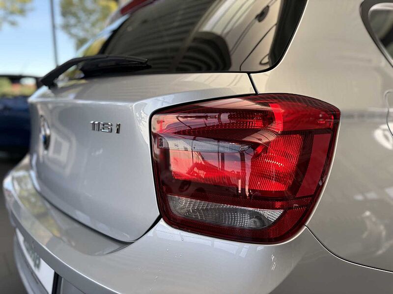 BMW 116i 3-Türer PDC, Klima, SHZ, FSE