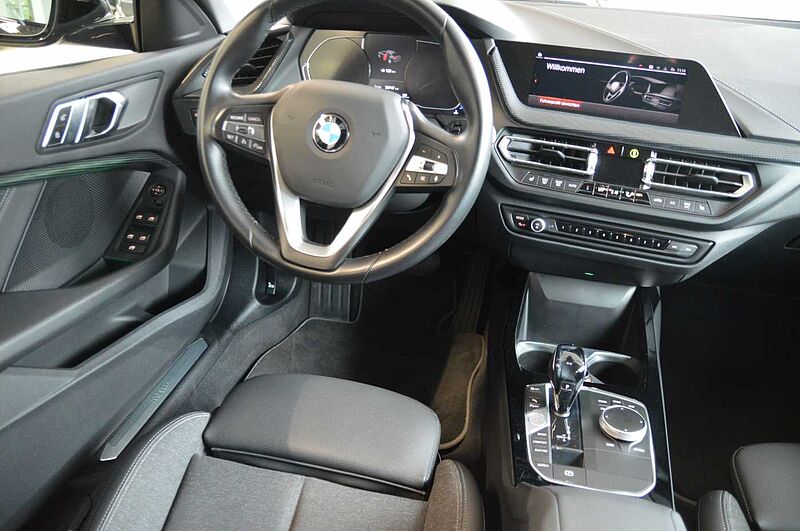 BMW 220i Gran Coupe Aut. Sport Line