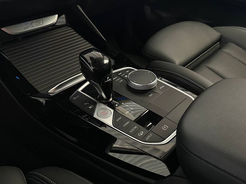 BMW X3 xDrive30e Aut. 1.Hd. HUD, AHK, Laser