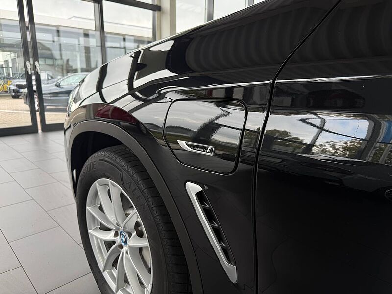 BMW X3 xDrive30e Aut. 1.Hd. HUD, AHK, Laser