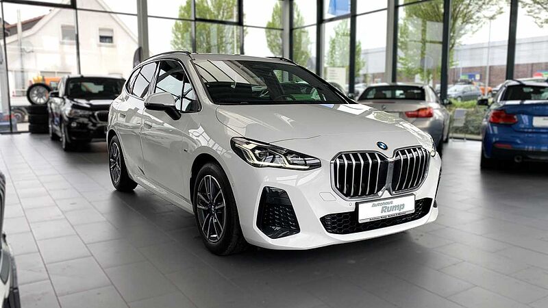 BMW 218i Active Tour. M-Sport NAVI/AHK/LM/H&K