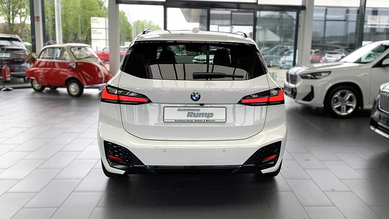 BMW 218i Active Tour. M-Sport NAVI/AHK/LM/H&K