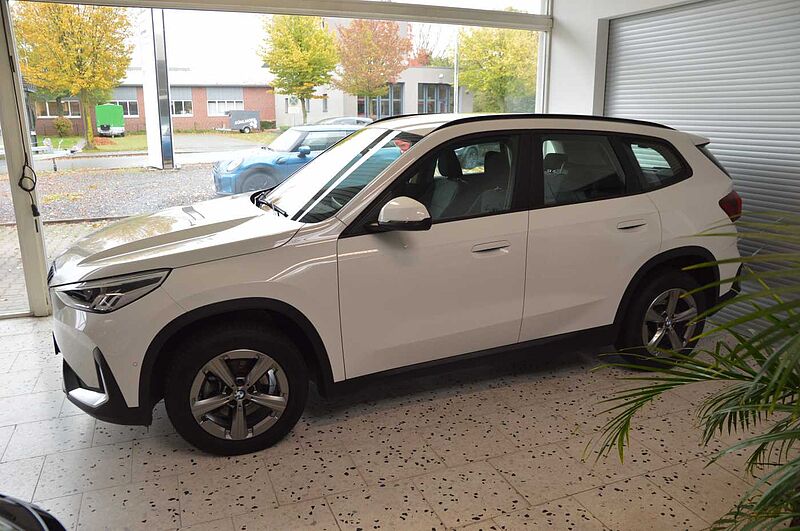 BMW X1 18i sDrive