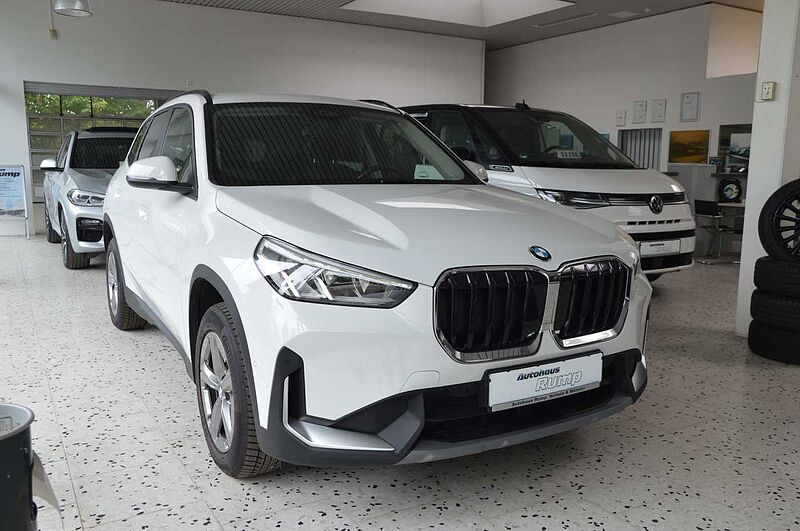 BMW X1 18i sDrive Aut.1.Hd.