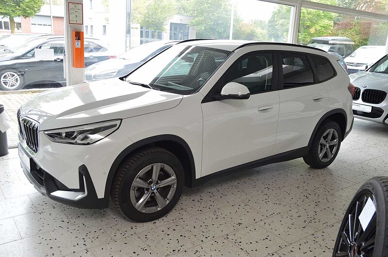 BMW X1 18i sDrive Aut.1.Hd.