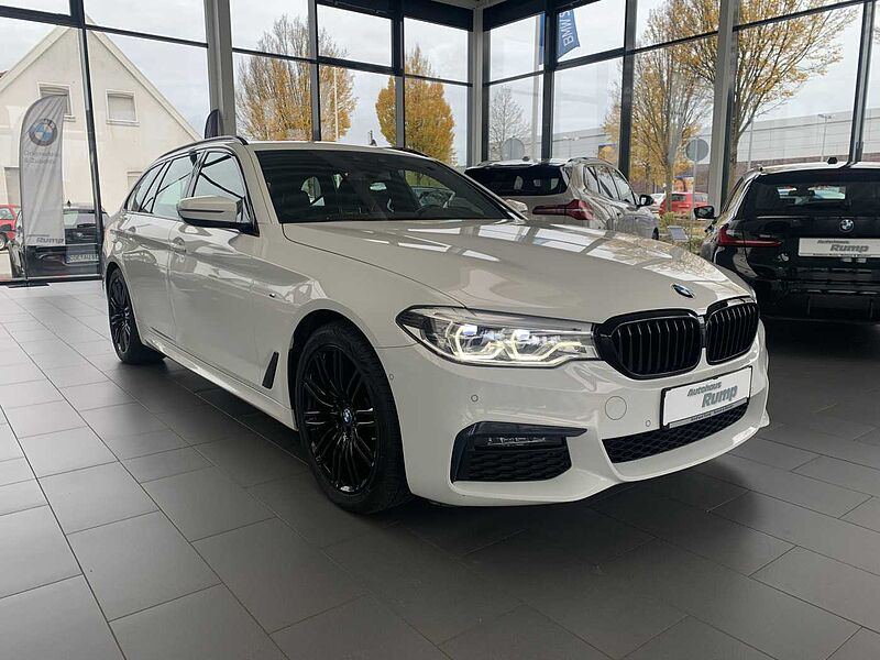 BMW 520D Touring M-Sport Pano/Leder/LM-19/AHK