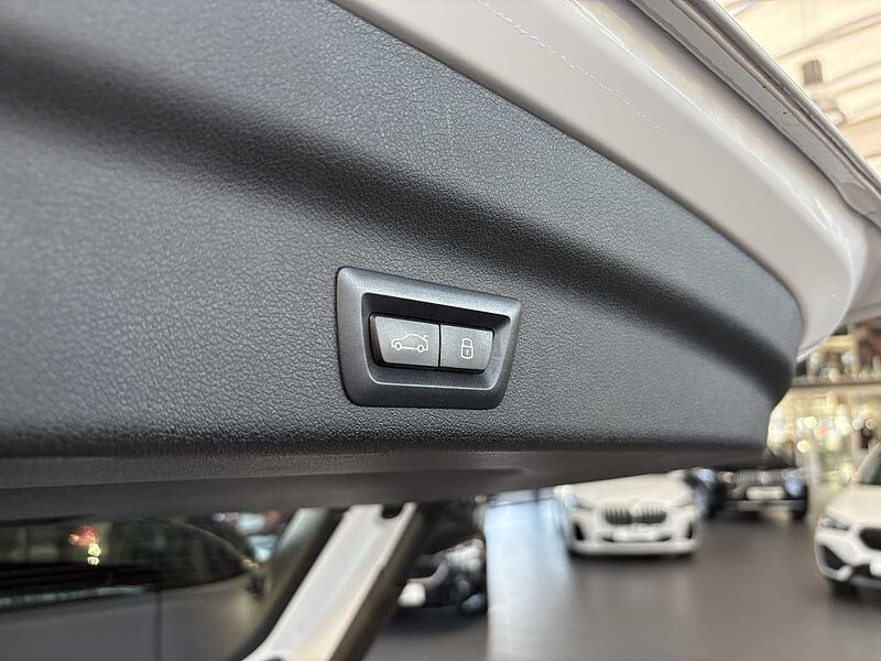 BMW X1 sDrive18i Autom. /LED/AHK