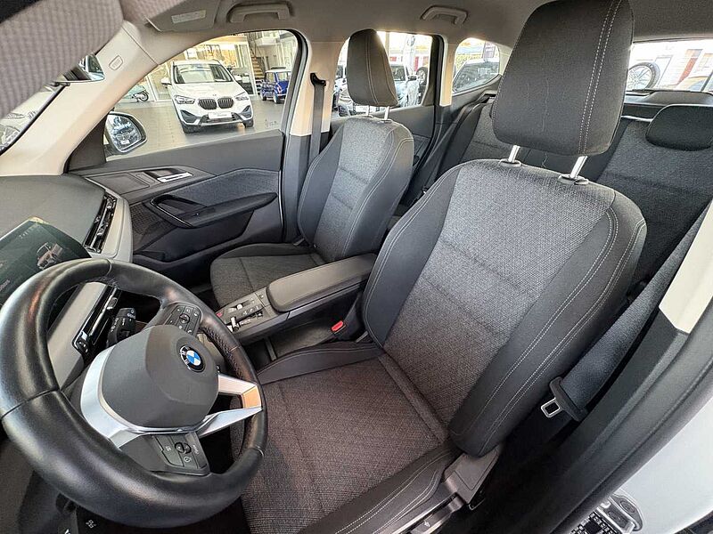 BMW X1 sDrive18i Autom. /LED/AHK