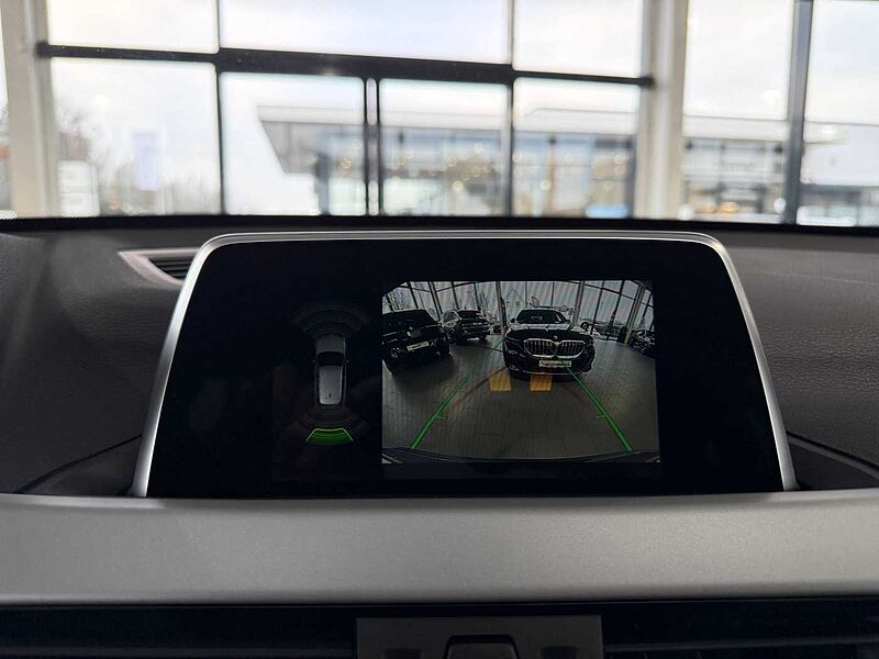 BMW X1 sDrive18i Aut. Advantage LED / NAVI / RFK