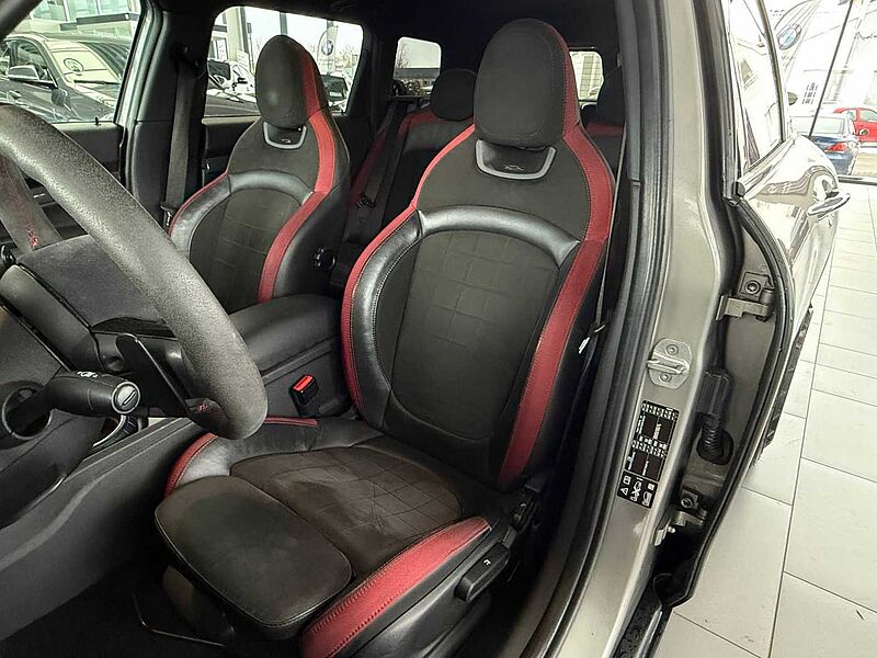 MINI John Cooper Works Clubman