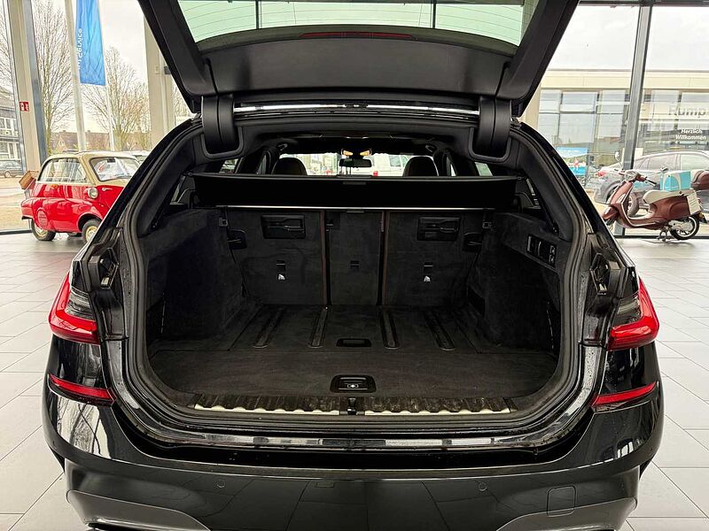 BMW M340i Touring xDrive ACC / HUD / PANO / Keyless