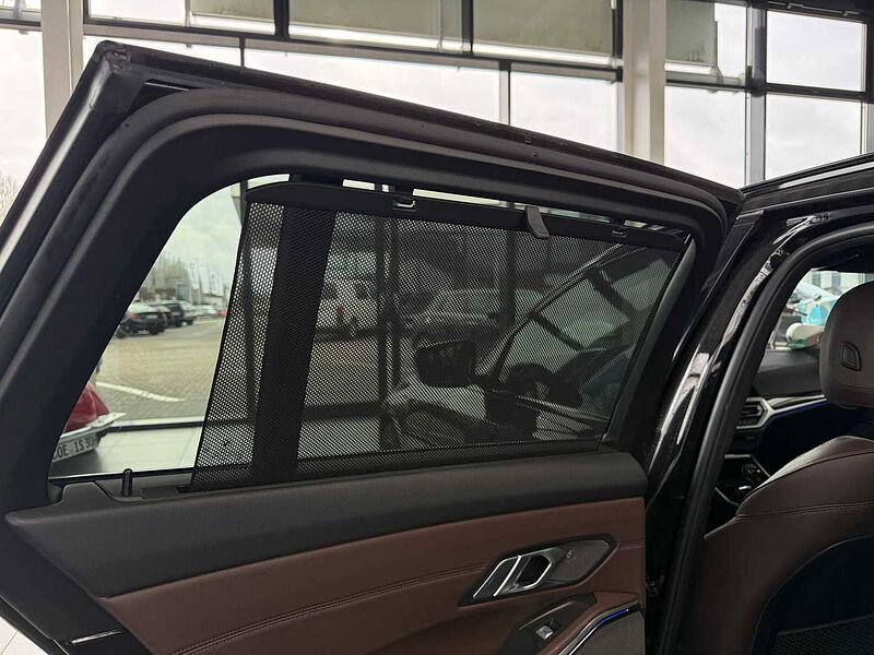 BMW M340i Touring xDrive ACC / HUD / PANO / Keyless