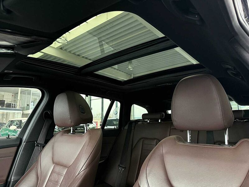 BMW M340i Touring xDrive ACC / HUD / PANO / Keyless