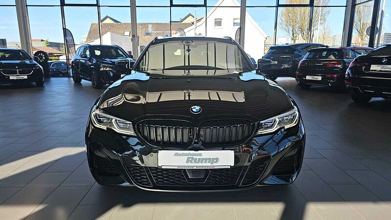 BMW M340i Touring xDrive ACC / HUD / PANO / Keyless