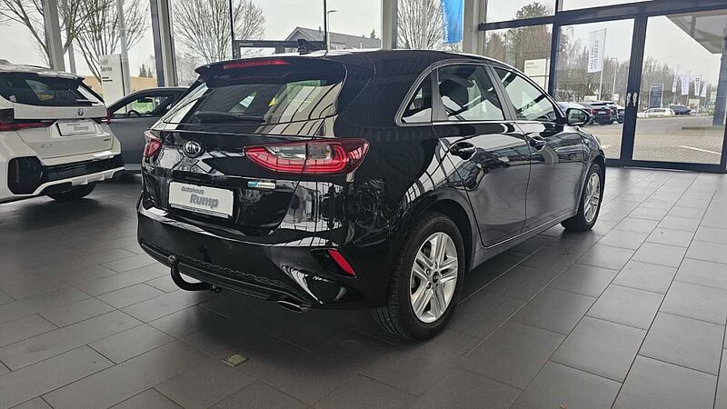 Kia cee'd / Ceed Automatik | AHK | SHZ | NAVI