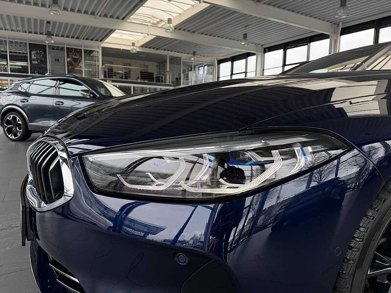 BMW 840d xDrive Coupe Driv. Prof. / Park+ / HUD / Laser