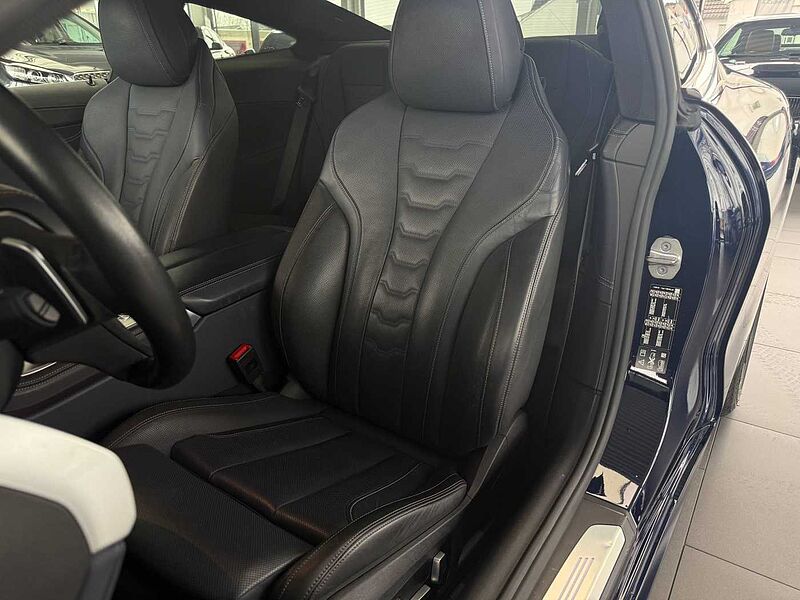 BMW 840d xDrive Coupe Driv. Prof. / Park+ / HUD / Laser