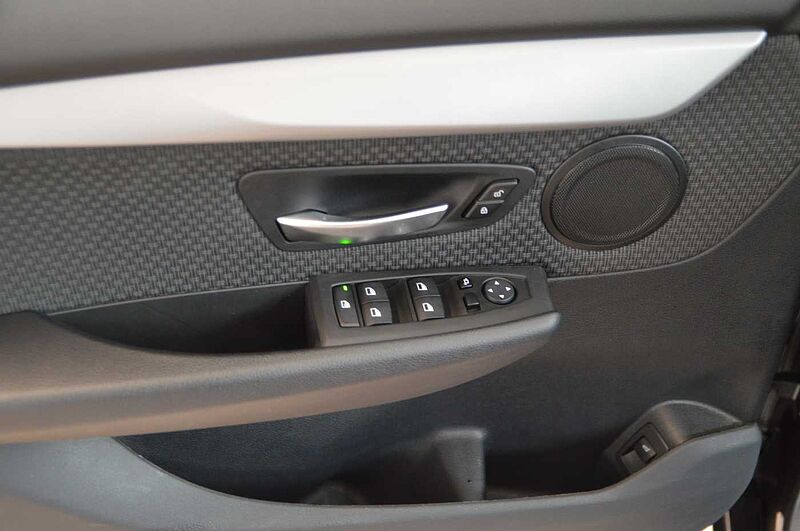 BMW 218i Active Tourer Navi, LED, Sitzhzg.