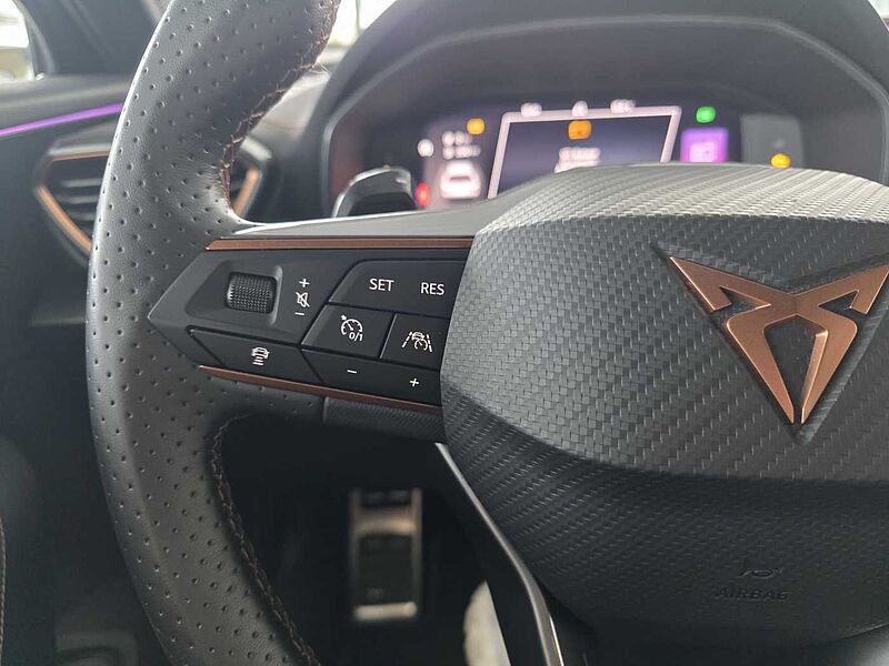 CUPRA Formentor VZ Priority / Fahrassistenz-Paket XL / Memory /