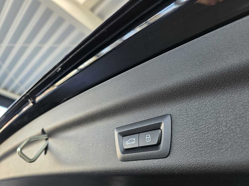 BMW X1 sDrive18i M Sportpaket / Adapt. LED / Keyless