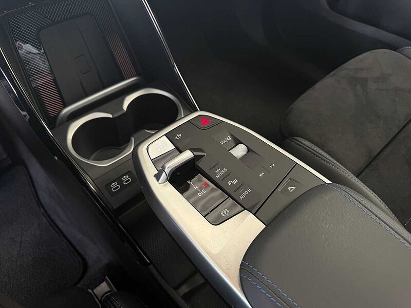 BMW X1 sDrive 18i M Sportpaket / Adapt. LED / Keyless