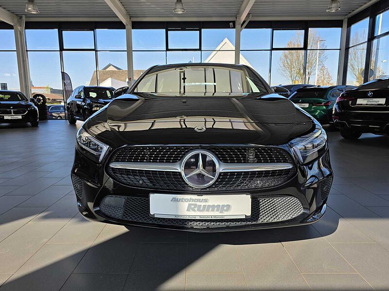 Mercedes-Benz A 250 4Matic 7G-DCT Progressive Multibeam LED / MBUX