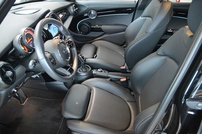 MINI 5-TÜRER One Aut. Classic Trim