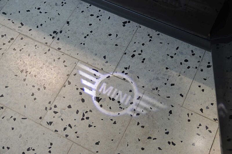 MINI 5-TÜRER One Aut. Classic Trim