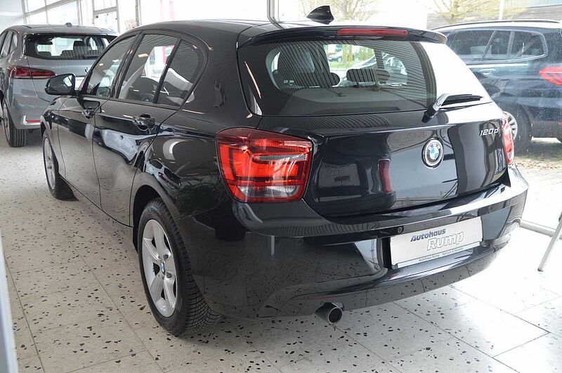 BMW 120d Sport Line LED, Navi, H&K SS