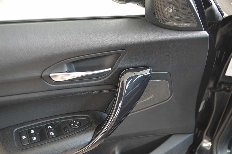 BMW 120d Sport Line LED, Navi, H&K SS