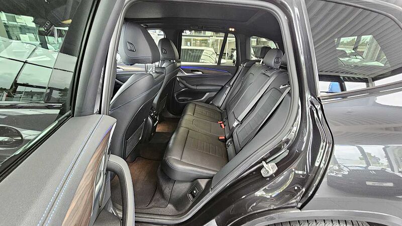 BMW X3 M40i Pano/, DA+/h/k Sound/AHK