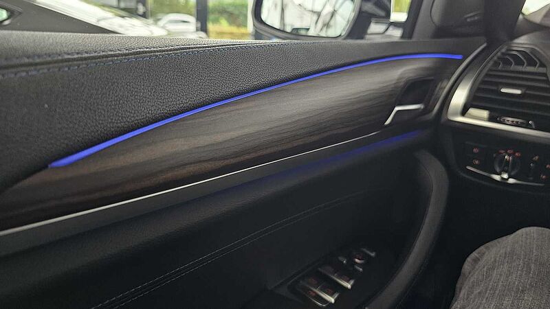 BMW X3 M40i Pano/, DA+/h/k Sound/AHK