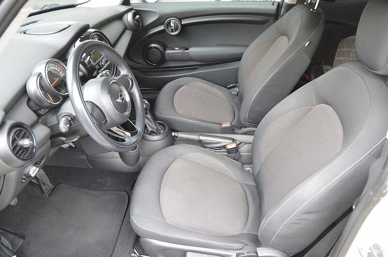 MINI 3-T&Uuml;RER Mini One First