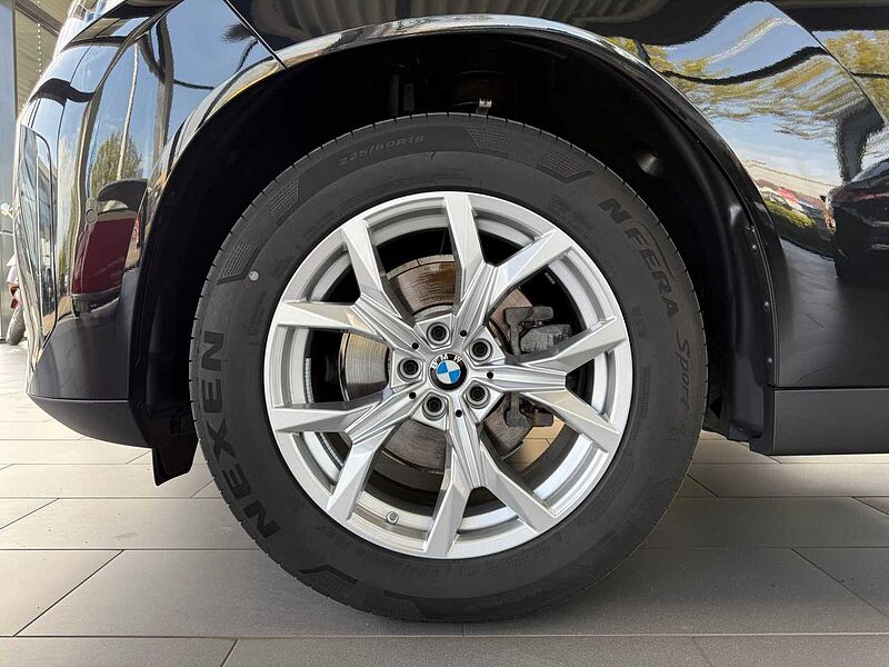 BMW X3 20d xDrive AHK/HUD/ACC/360&deg;Cam/H&K/Memo.