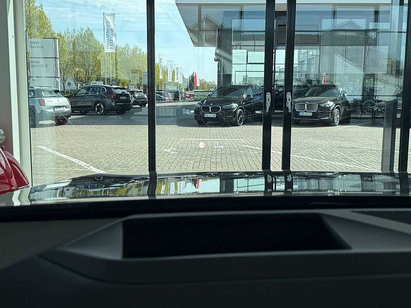 BMW X3 20d xDrive AHK/HUD/ACC/360&deg;Cam/H&K/Memo.