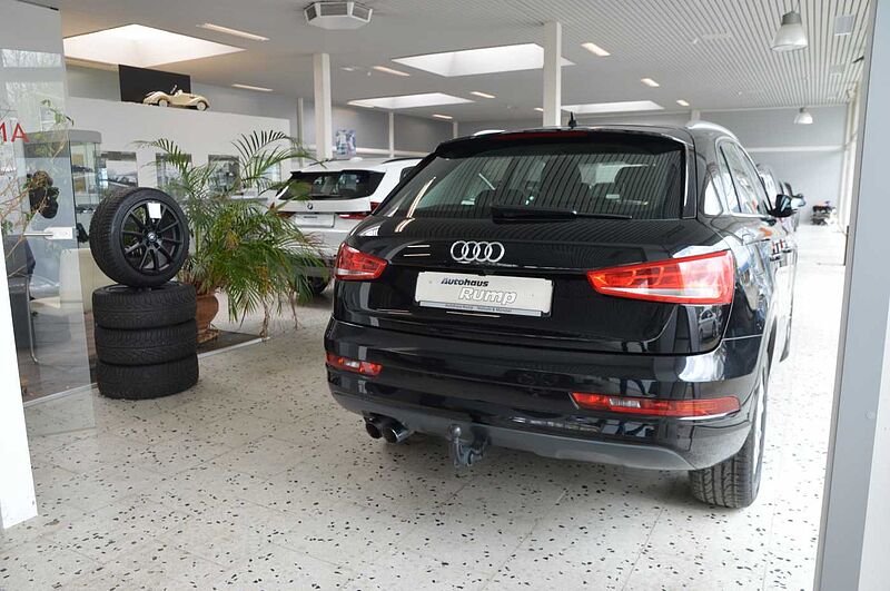 Audi Q3 1.4 TFSI  S tronic sport