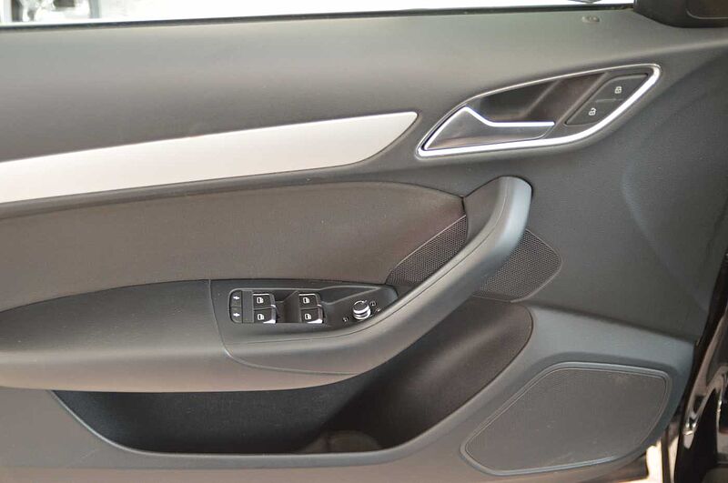 Audi Q3 1.4 TFSI  S tronic sport