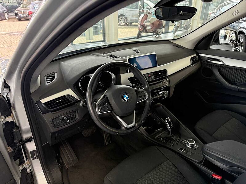 BMW X1 18d sDrive AHK/NAVI/KLIMA