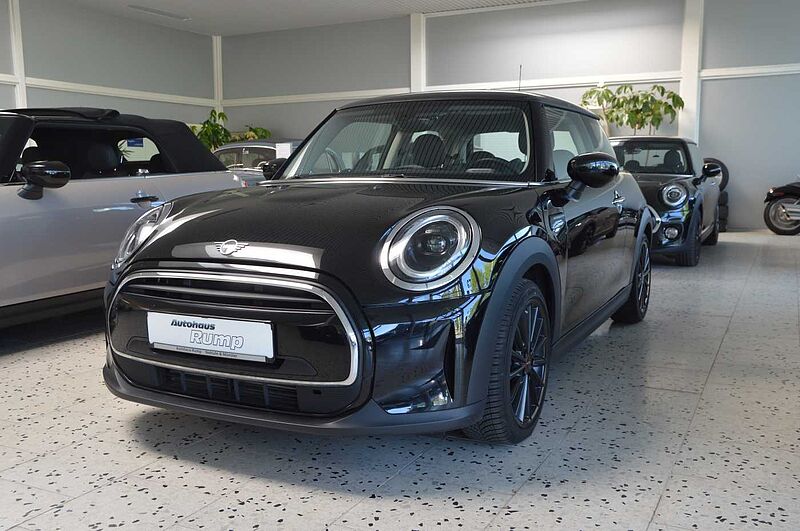 MINI ONE 3trg Classic Trim Navi Sports.